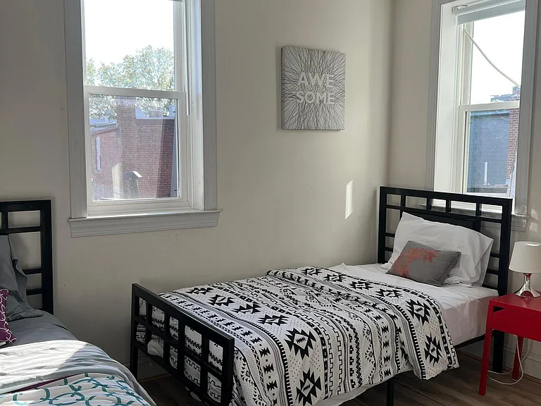 Level 3
Bedroom 3
YOU CAN HAVE 2 TWIN BEDS OR 1 QUEEN BED