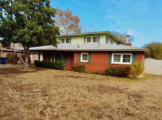 1341 Hillcrest Dr, Graham, TX 76450