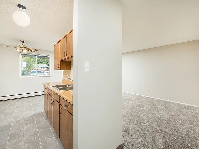 9720 149th St NW — Photo 3