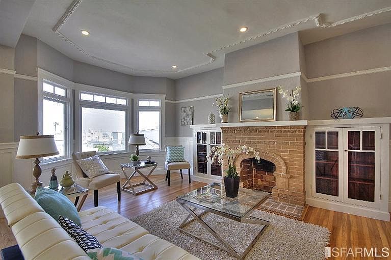 1st image of 853 Lombard St