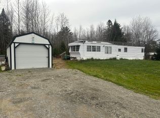 297 Shadagee Rd, Skowhegan, ME 04976