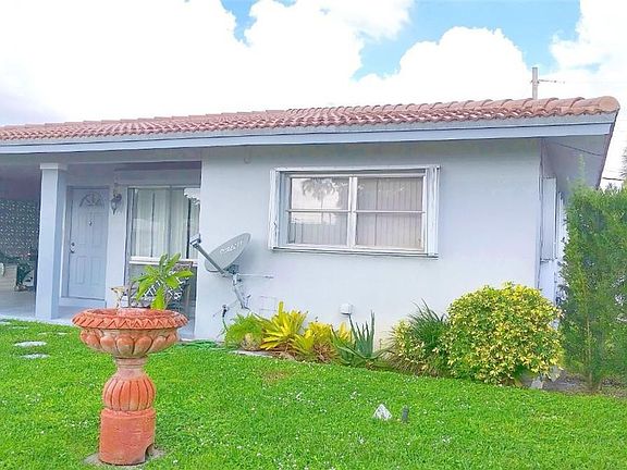 2nd image of 5100 NE 15th Avenue