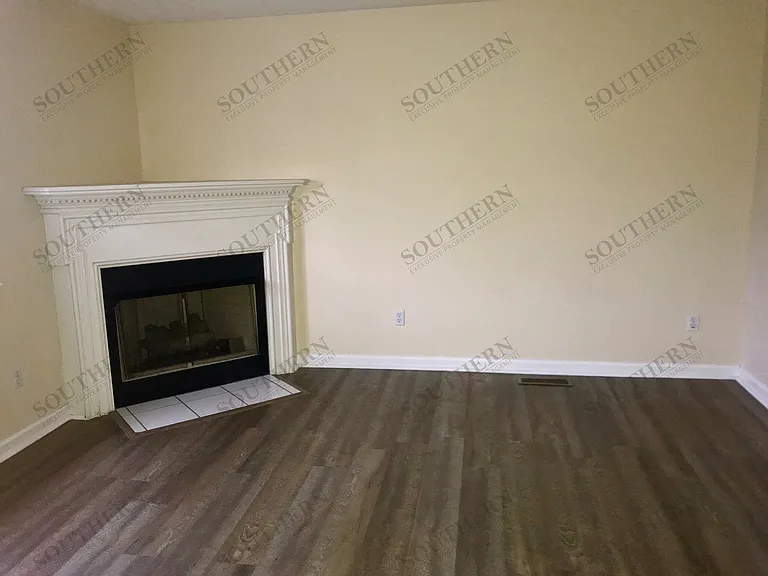 3930 Banyan Ct — Photo 6
