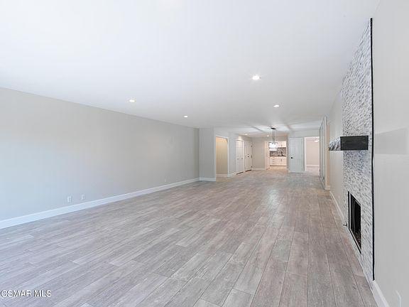 5th image of 5339 Lindley Ave Unit 105