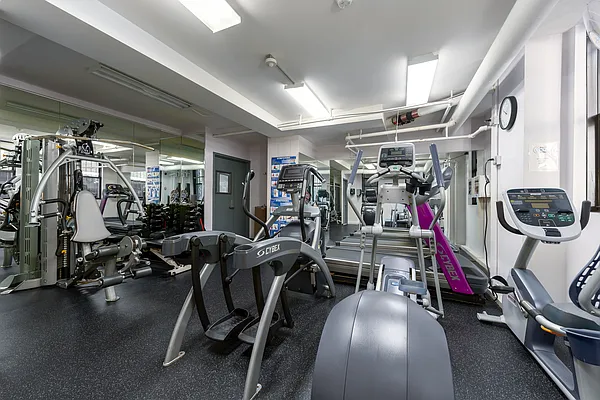 Rented by Keller Williams NYC | media 17