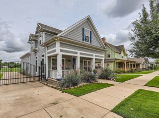 209 Cody Hunter Ln, Midlothian, TX 76065