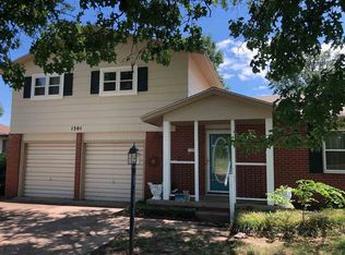 1301 Bradbary Ln, Ponca City, OK 74601