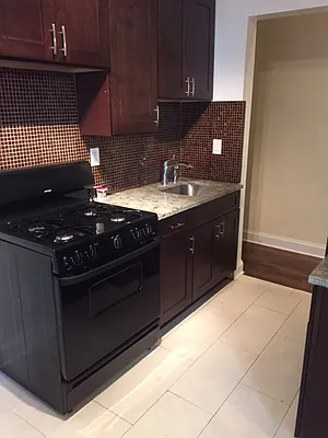 Rented by RC Realty Group of New York Inc | media 24