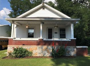 303 N Vine St, Greencastle, IN