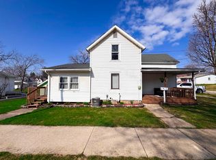 208 2nd St NW, Waukon, IA 52172