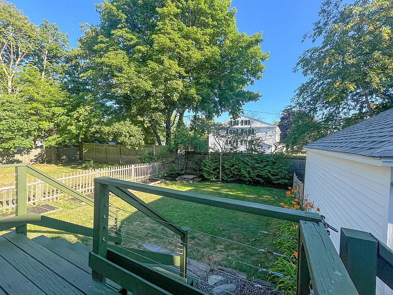 22 Crescent Ave — Photo 81