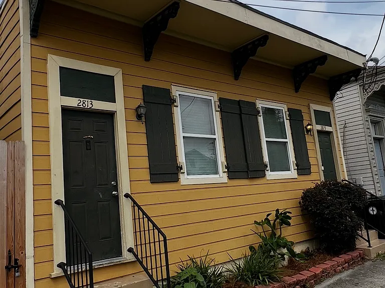 2813 Orleans Ave — Photo 1