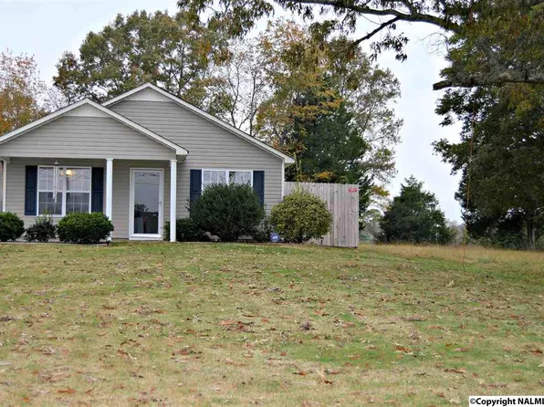 198 Stafford Rd, Hazel Green, AL 35750