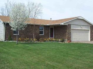 3409 Colonial Dr, Augusta, KS 67010