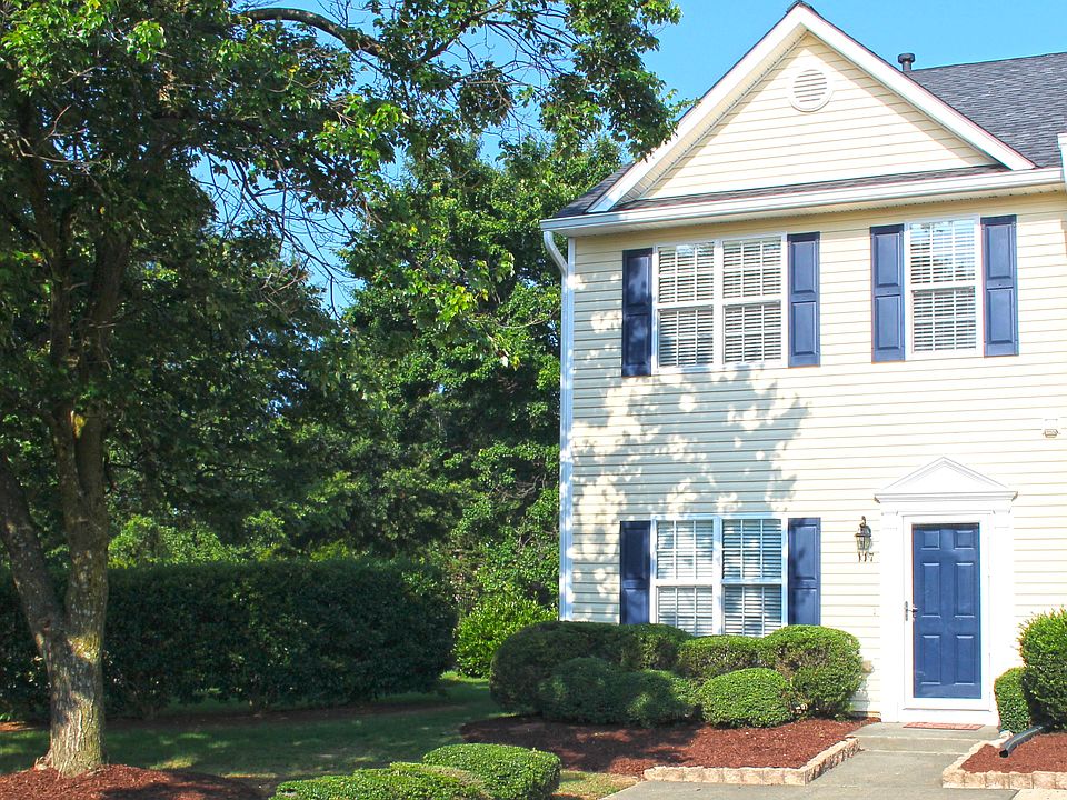 1st image of 117 Watertree Ln