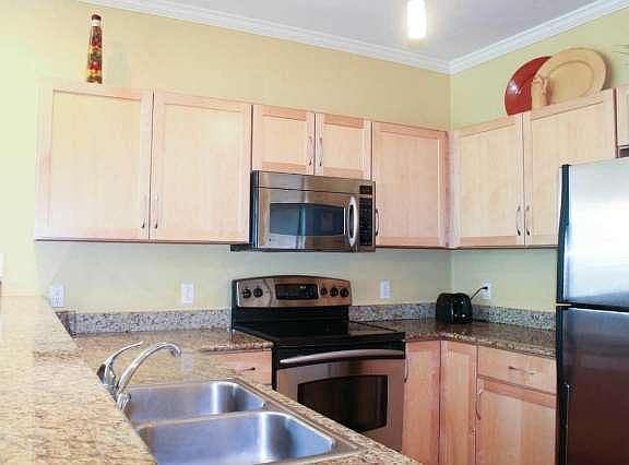 4th image of 1220 E Locust St APT 104