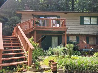 38 Bulldog Ln, Clayton, GA 30525