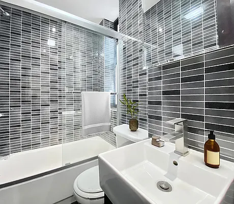 Rented by Vector New York, LLC | media 32