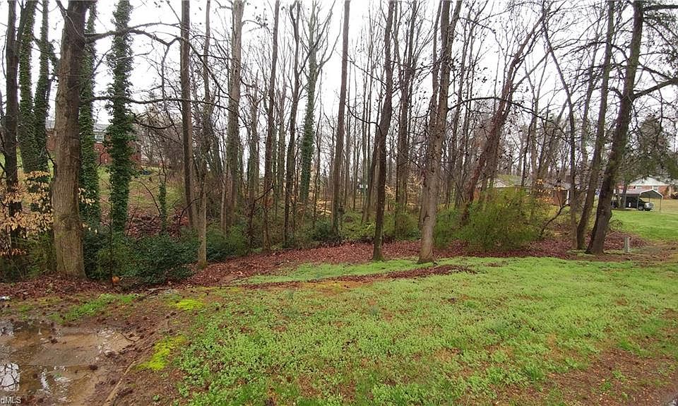 2nd image of 288 Southwood Dr