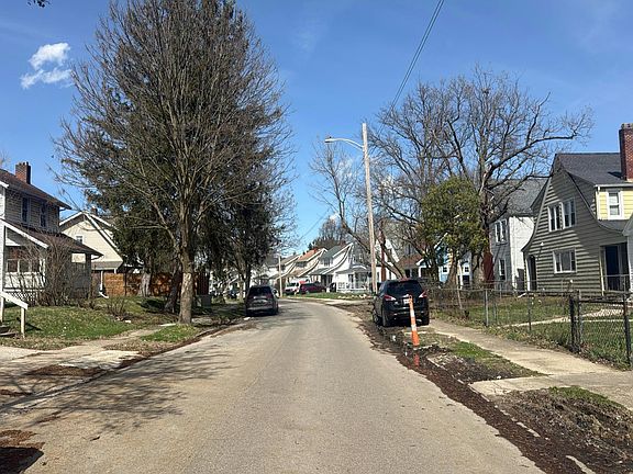 5th image of 740 S Eureka Ave