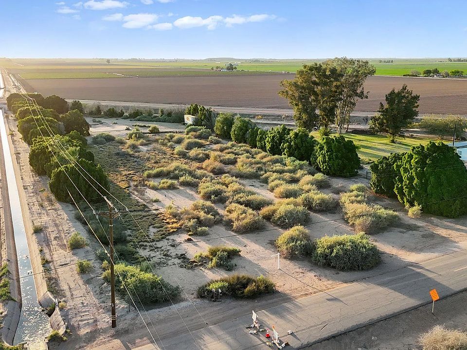 1st image of 2465 Meloland Rd #1