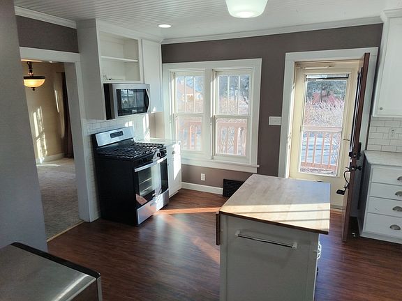 4th image of 401 Cleveland Ave