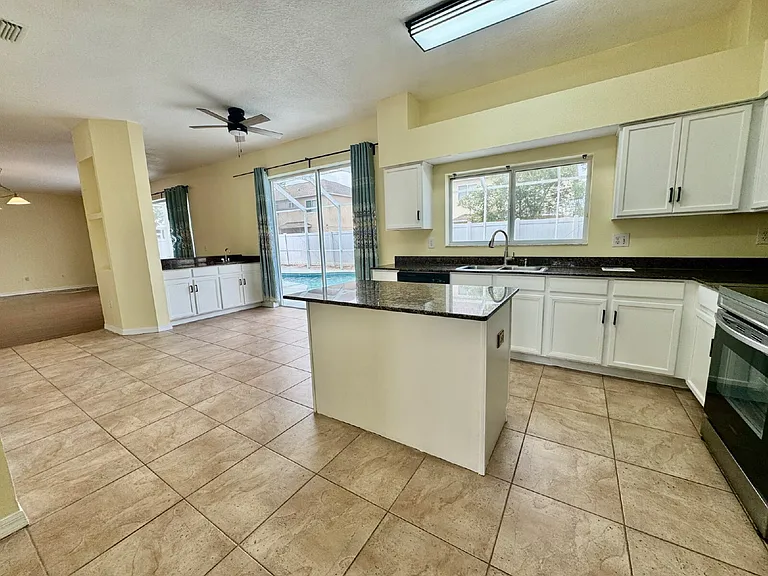 11106 Kempton Vista Dr — Photo 18