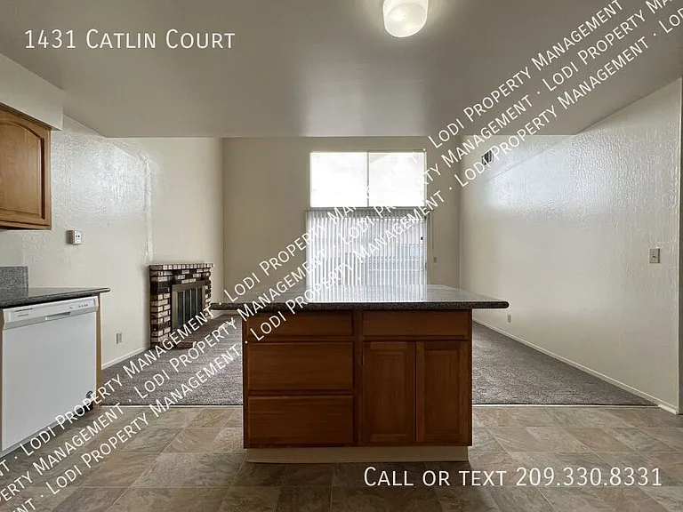 1431 Catlin Ct — Photo 11