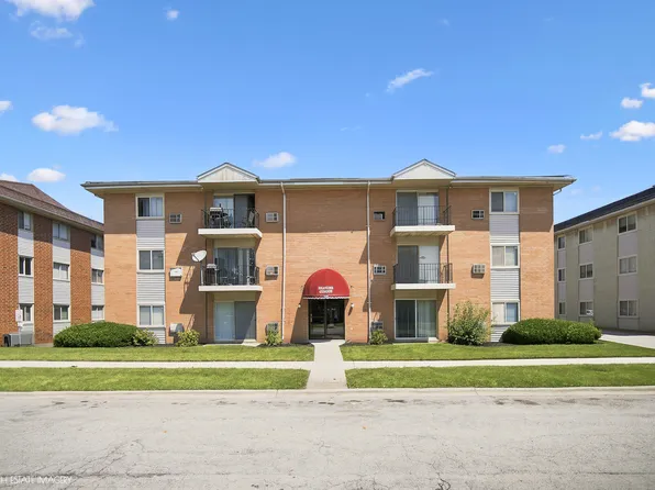 1900 Canal St APT 1B, Blue Island, IL 60406