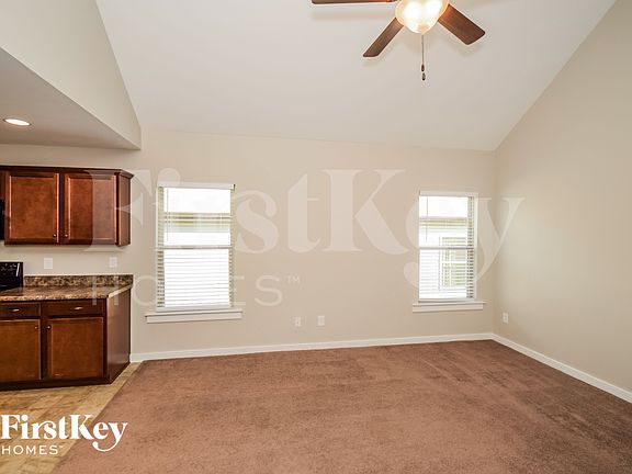 4th image of 583 Kincaid Cove Ln