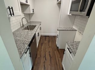 29 Nottingham Rd, Belleville, IL 62223