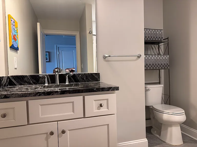 77 Van Dam St #202 — Photo 7
