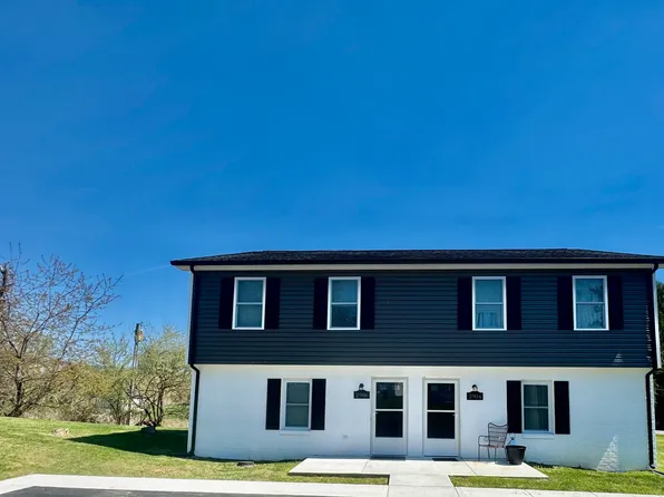 2904 Cara Ct, Blacksburg, VA 24060