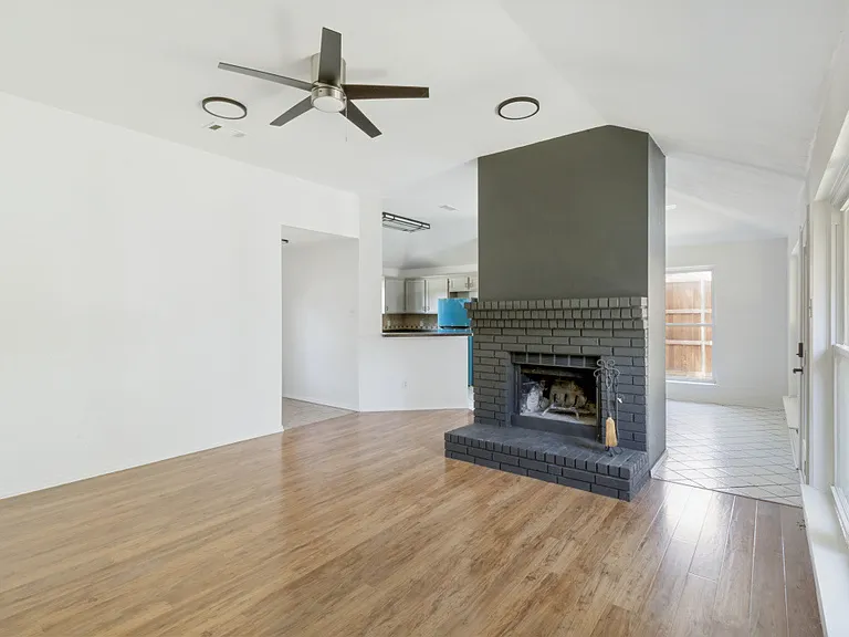 2218 Fuqua Rd — Photo 8