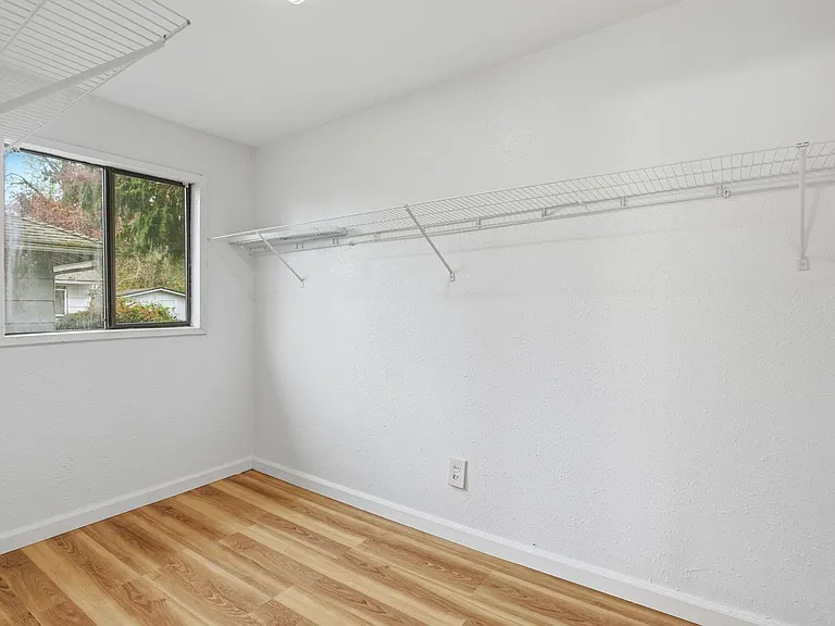 11851 SE 170th Pl #RENTON1 — Photo 26