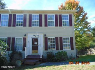 1411 Dick Lonas Rd, Knoxville, TN 37909