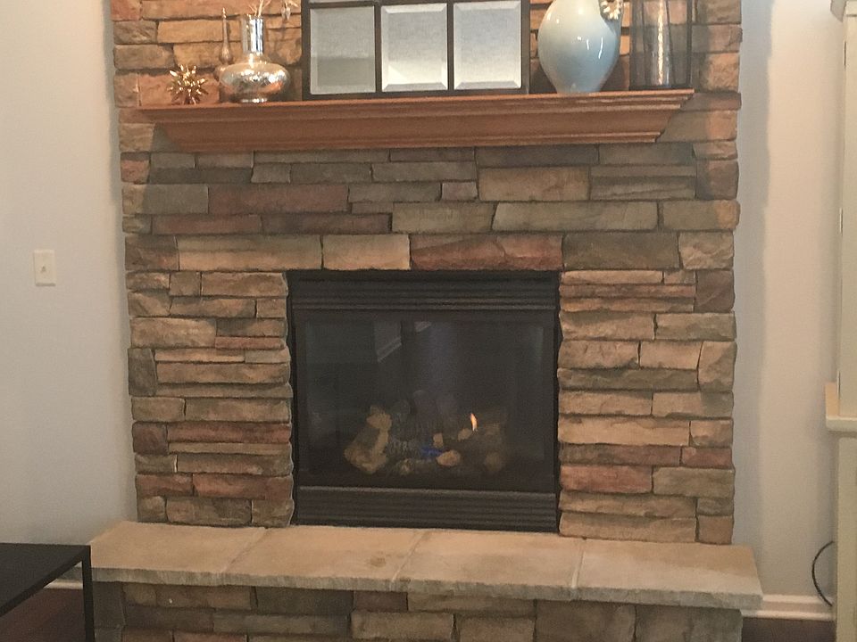 1st image of 792 Admore Dr