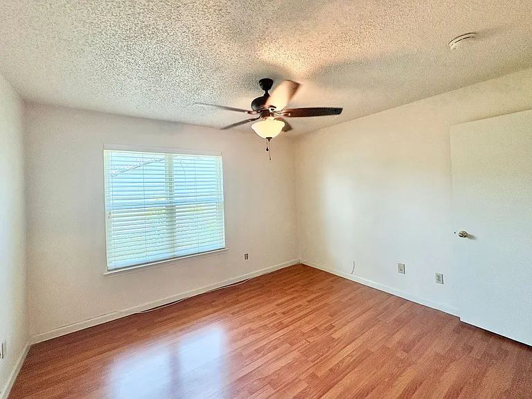 8109 Skillman St #2015 — Photo 10