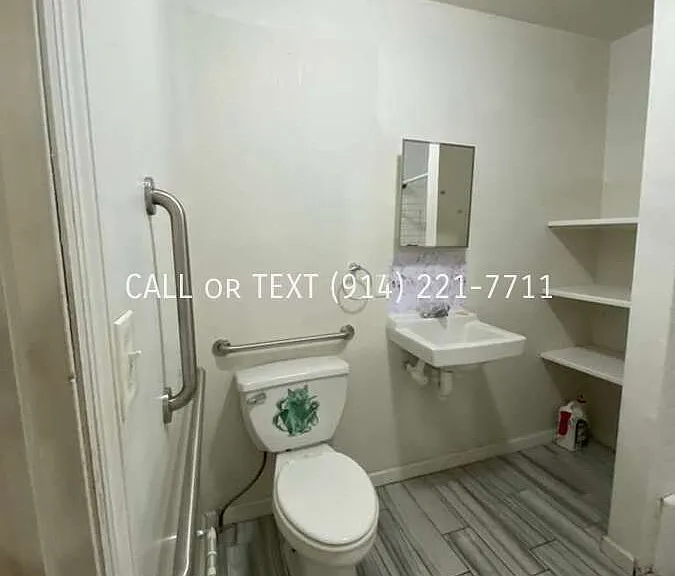 68 Elliott Ave — Photo 8
