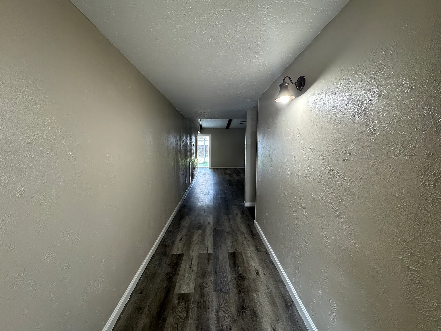 3 bed, 1528 sqft, $1,850 — Photo 2