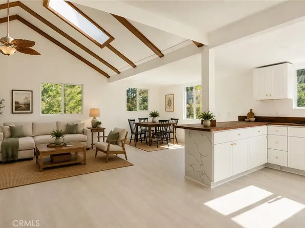 1207 Aleutian Dr, Lake Arrowhead, CA 92352