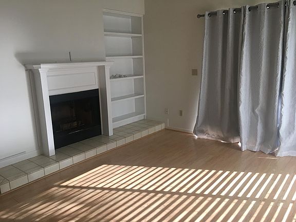 5th image of 2001 Teakwood Ln