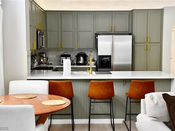 5th image of 9313 Ricardo Ln