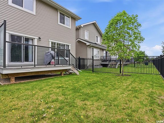 5th image of UNIT 127-315 DICKSON CRESCENT