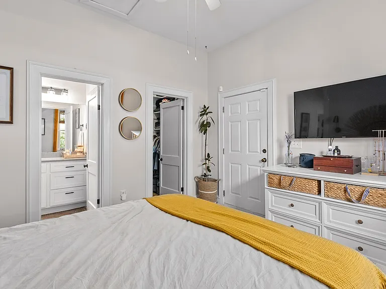 177 Fishburne St — Photo 22