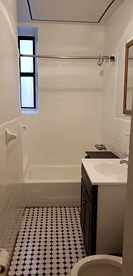 Rented by Winzone Realty Inc | media 15