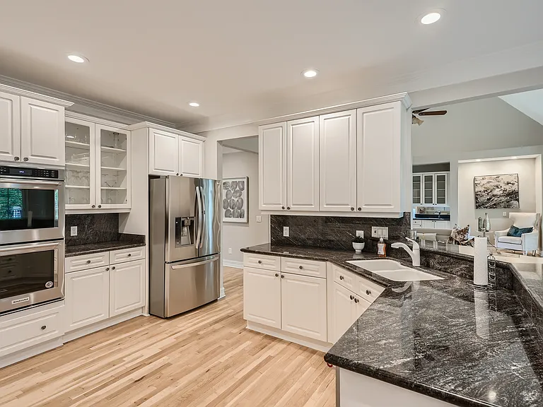 3362 Mathieson Dr NE — Photo 20