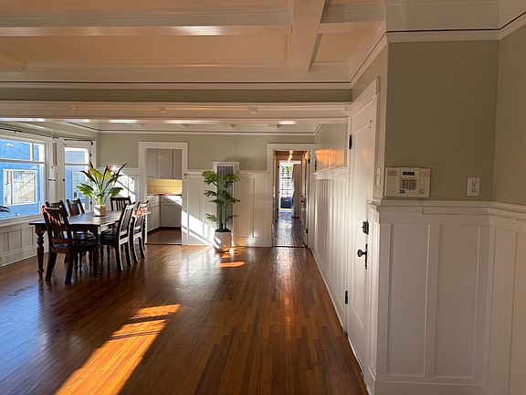 5th image of 839 E Ocean Blvd