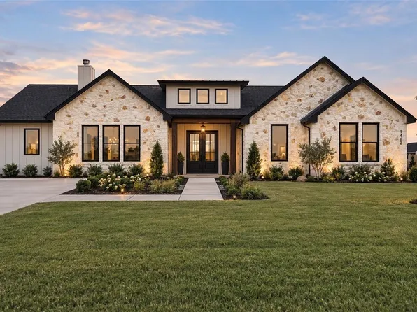 1462 Dos Estrellas Dr, Corpus Christi, TX 78415