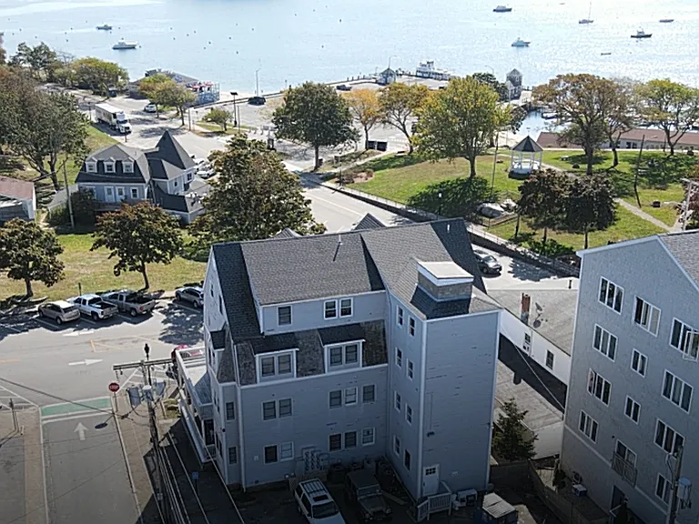 4 Union Ave — Photo 7